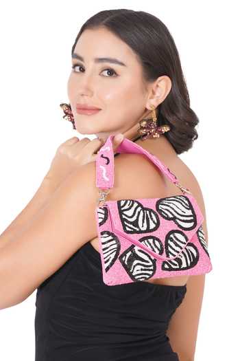 APT FOREVER Zebra Heart Clutch 
