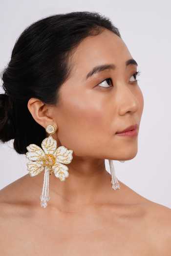 APT FOREVER White Flora Fleur Handcrafted Earrings at Aza Fashions APT FOREVER_White Flora Fleur Handcrafted Earrings _at_Aza_Fashions