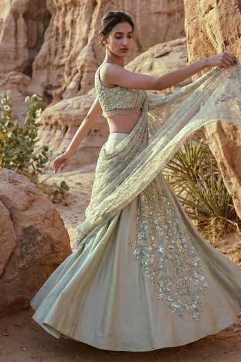 Ruceru Green Organza, Tissue, Lace Sweetheart Neck And Lehenga Set Online at Aza Fashions Ruceru_Green Organza, Tissue, Lace Sweetheart Neck And Lehenga Set _Online_at_Aza_Fashions
