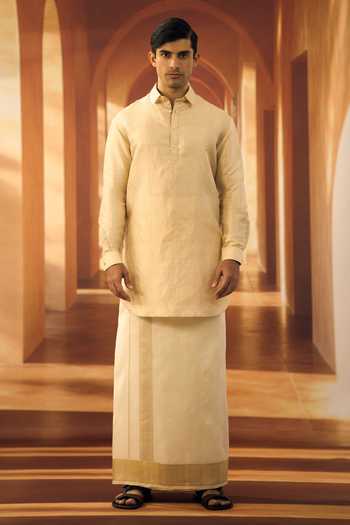 Vivek Karunakaran Heirloom Gilded Edge Veshti 