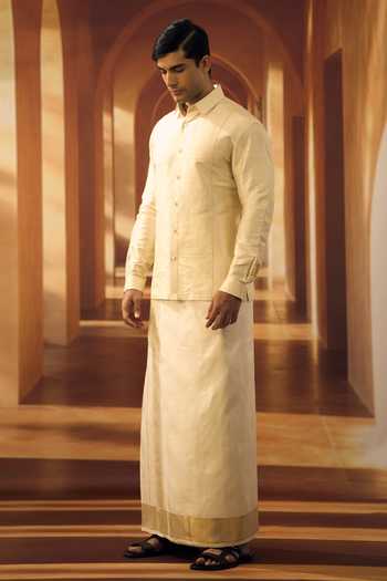Buy Vivek Karunakaran Cream Silk Raw Muhurtham Shirt Online at Aza Fashions Buy_Vivek Karunakaran_Cream Silk Raw Muhurtham Shirt _Online_at_Aza_Fashions