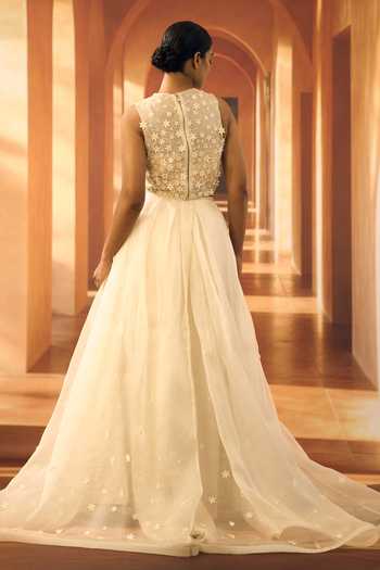 Shop Vivek Karunakaran Off White Organza Round Neck Embroidered Blouse Lehenga Set at Aza Fashions Shop_Vivek Karunakaran_Off White Organza Round Neck Embroidered Blouse Lehenga Set _at_Aza_Fashions