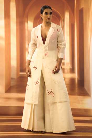 Vivek Karunakaran Ivory Organza V-, Collared Flower Embroidered Jacket Online at Aza Fashions Vivek Karunakaran_Ivory Organza V-, Collared Flower Embroidered Jacket _Online_at_Aza_Fashions