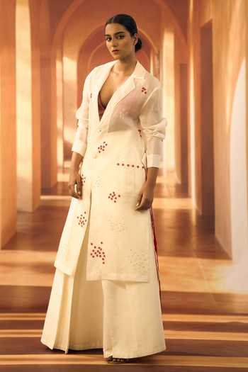 Buy Vivek Karunakaran Ivory Organza V-, Collared Flower Embroidered Jacket Online at Aza Fashions Buy_Vivek Karunakaran_Ivory Organza V-, Collared Flower Embroidered Jacket _Online_at_Aza_Fashions