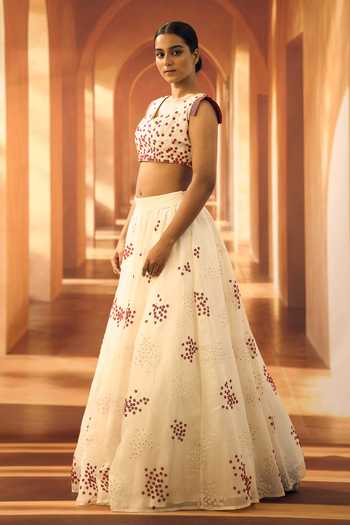 Vivek Karunakaran_Off White Organza Flower Applique Work Lehenga _Online_at_Aza_Fashions