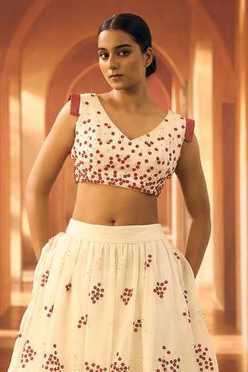Buy_Vivek Karunakaran_Off White Organza V-neck Hand Embroidered Lehenga And Blouse Set _Online_at_Aza_Fashions