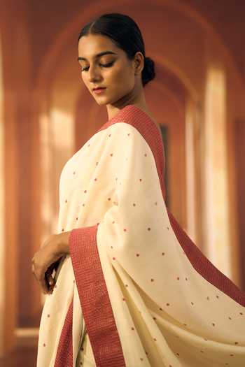 Buy_Vivek Karunakaran_Cream Silk, Cotton Bandeau Neck Malli Mozhi Print Saree With Blouse _Online_at_Aza_Fashions