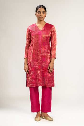 Buy KAJAL AGRAWAL Pink Silk, Chanderi Silk, Organza V-neck, Yes Handwoven Striped Kurta Set Online at Aza Fashions Buy_KAJAL AGRAWAL_Pink Silk, Chanderi Silk, Organza V-neck, Yes Handwoven Striped Kurta Set _Online_at_Aza_Fashions