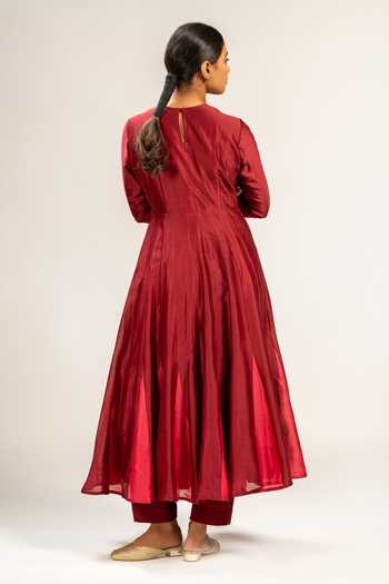 KAJAL AGRAWAL Handwoven Chanderi Silk Anarkali Set 