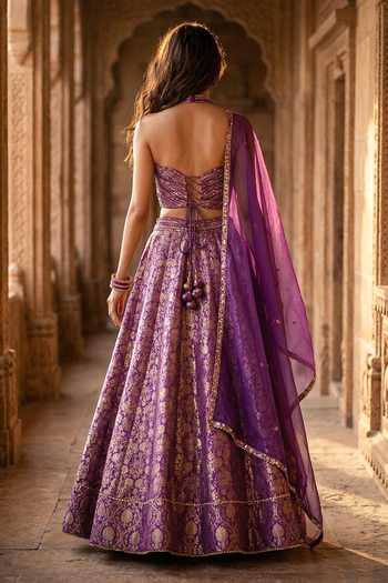 Basanti Kapde aur Koffee Floral Woven Lehenga Set 