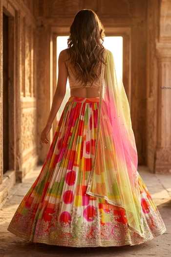 Basanti Kapde aur Koffee Printed Lehenga Blouse Set 