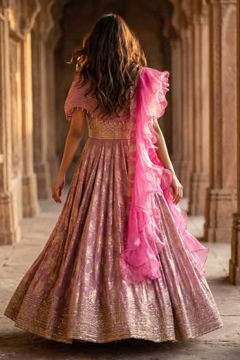Basanti Kapde aur Koffee Banarasi Woven Lehenga Set 