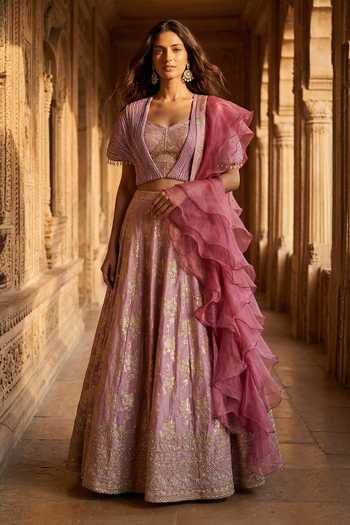 Basanti Kapde aur Koffee Banarasi Woven Lehenga Set 