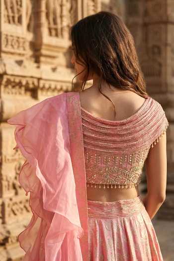Buy Basanti Kapde aur Koffee Peach V-neck Floral Woven Lehenga Set Online at Aza Fashions Buy_Basanti Kapde aur Koffee_Peach V-neck Floral Woven Lehenga Set _Online_at_Aza_Fashions