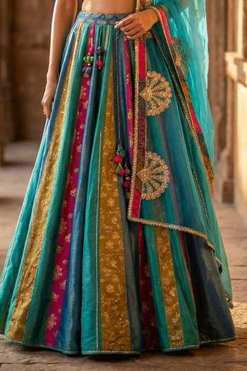 Buy_Basanti Kapde aur Koffee_Blue Silk V-neck Colorblock Woven Lehenga Set _Online_at_Aza_Fashions