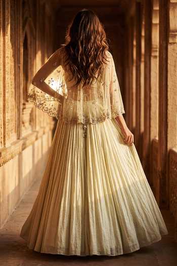 Basanti Kapde aur Koffee Embroidered Jacket Lehenga Set 