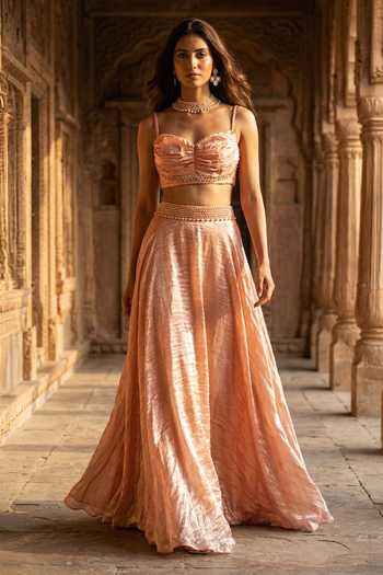 Basanti Kapde aur Koffee Embroidered Blouse Lehenga Set 
