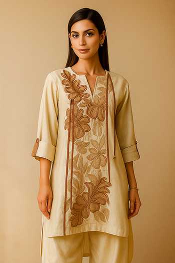 Buy_Nikita Vishakha_Beige Silk Split V-neck, Yes Modern Patchwork Embroidered Kurta And Pant Set _Online_at_Aza_Fashions