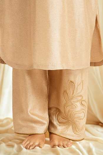 Nikita Vishakha_Beige Silk V-neck Raw Kurta And Pant Set _Online_at_Aza_Fashions