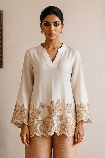 Shop_Nikita Vishakha_Ivory Silk V-neck Raw Short Kurta And Pant Set _Online_at_Aza_Fashions