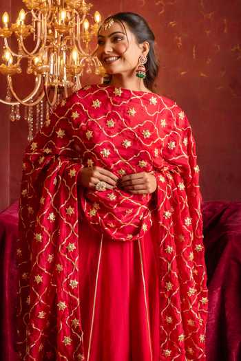 Shop_Pomcha Jaipur_Red Organza Sweetheart Neck Gota Patti Work Anarkali Set _Online_at_Aza_Fashions