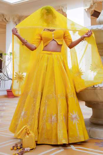 Shop_Pomcha Jaipur_Yellow Organza Sweetheart Neck Mehfil Basant Bahar Gota Patti Lehenga Set 