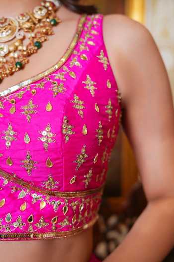 Shop Pomcha Jaipur Pink Taffeta, Organza Sweetheart Neck Mehfil Zari Hand Embroidered Lehenga Set Online at Aza Fashions Shop_Pomcha Jaipur_Pink Taffeta, Organza Sweetheart Neck Mehfil Zari Hand Embroidered Lehenga Set _Online_at_Aza_Fashions
