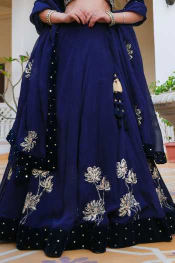 Shop Pomcha Jaipur Blue Organza Sweetheart Neck Mehfil Neela Ruh Pitta Hand Work Lehenga Set Online at Aza Fashions Shop_Pomcha Jaipur_Blue Organza Sweetheart Neck Mehfil Neela Ruh Pitta Hand Work Lehenga Set _Online_at_Aza_Fashions