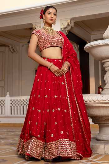 Pomcha Jaipur Red Silk Sweetheart Neck Mehfil Gul E Laal Gota Patti Work Lehenga Set Online at Aza Fashions Pomcha Jaipur_Red Silk Sweetheart Neck Mehfil Gul E Laal Gota Patti Work Lehenga Set _Online_at_Aza_Fashions