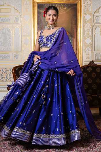 Buy Pomcha Jaipur Purple Taffeta, Organza Sweetheart Neck Mehfil Jamuni Zari Hand Work Lehenga Set Online at Aza Fashions Buy_Pomcha Jaipur_Purple Taffeta, Organza Sweetheart Neck Mehfil Jamuni Zari Hand Work Lehenga Set _Online_at_Aza_Fashions