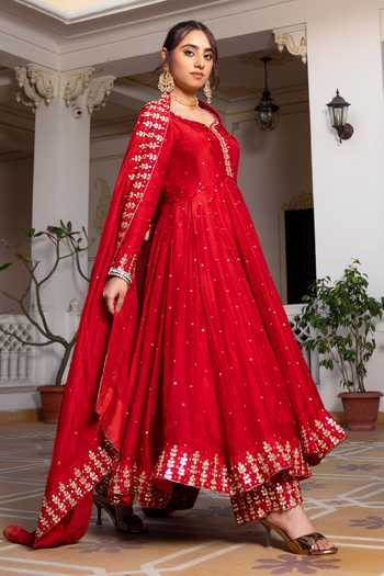 Pomcha Jaipur Red Silk Sweetheart Neck Mehfil Surkh E Laal Gota Patti Work Anarkali Set Online at Aza Fashions Pomcha Jaipur_Red Silk Sweetheart Neck Mehfil Surkh E Laal Gota Patti Work Anarkali Set _Online_at_Aza_Fashions