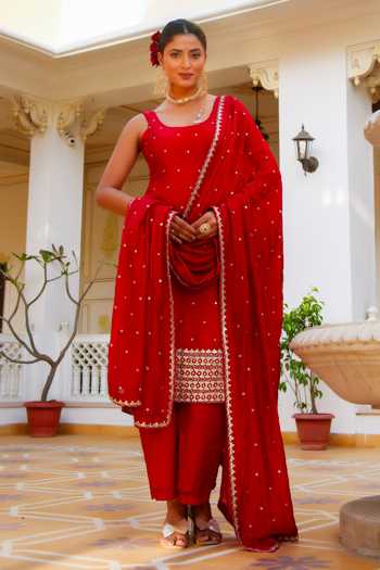 Pomcha Jaipur Mehfil Lal Rang Gotta Patti Handwork Kurta Set 
