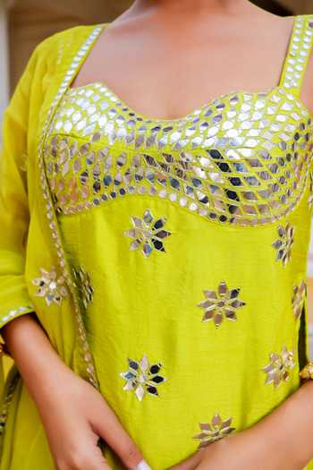 Pomcha Jaipur_Green Silk, Dupion, Organza Mehfil Noor E Tota Mirror Work Kurta Sharara Set _Online_at_Aza_Fashions