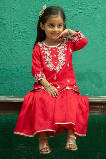 Shop Rage Attire-Sweta Saria Red Silk, Bemberg Pearl Work Kurta And Sharara Set Shop_Rage Attire-Sweta Saria_Red Silk, Bemberg Pearl Work Kurta And Sharara Set