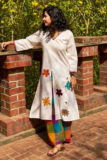 Buy_Gulaal_White Cotton, Poplin V-neck Patchwork Embroidered Kurta And Palazzo Set _Online_at_Aza_Fashions