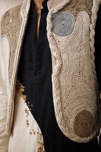 ROHIT DOSHI_Beige Embroidery Incordnito Sleeveless Bundi And Kurta Set _at_Aza_Fashions
