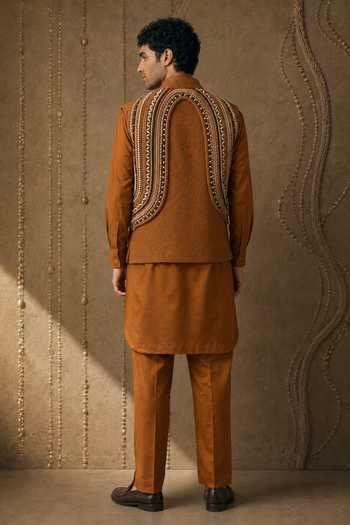Rohit Doshi Unbeadable Embroidered Bundi Kurta Set 