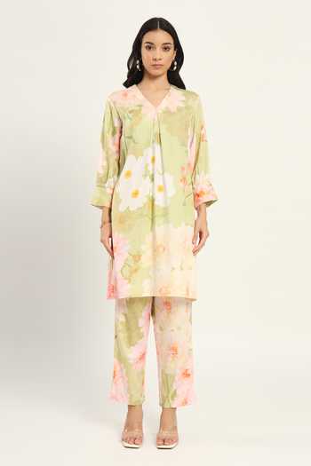 Buy Ruhr India Green Cotton V-neck, Yes Printed Kurta And Pant Set Buy_Ruhr India_Green Cotton V-neck, Yes Printed Kurta And Pant Set
