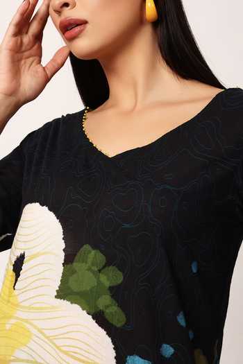 Ruhr India Multi Color Cotton V-neck Kosumosu Printed Kurta And Pant Set at Aza Fashions Ruhr India_Multi Color Cotton V-neck Kosumosu Printed Kurta And Pant Set _at_Aza_Fashions