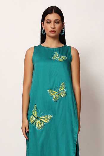 Ruhr India_Green Cotton Round Neck, Yes Butterfly Embroidered Kurta And Pant Set _at_Aza_Fashions