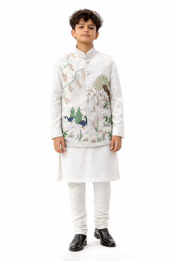 PAARSH Vanasri Embroidered Nehru Jacket & Kurta Set 