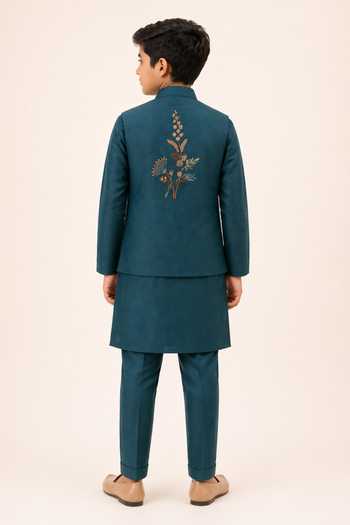 PAARSH Viraaj Embroidered Nehru Jacket & Kurta Set 