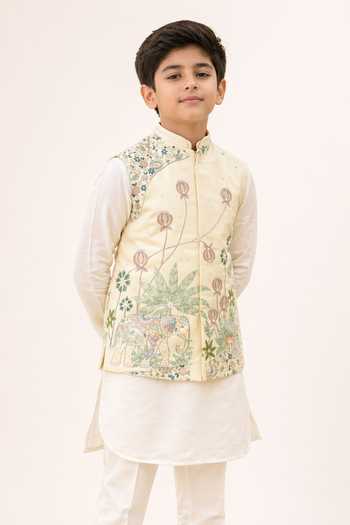 Buy PAARSH Mint Linen Aaryamitra Embroidered Nehru Jacket And Kurta Set Online at Aza Fashions Buy_PAARSH_Mint Linen Aaryamitra Embroidered Nehru Jacket And Kurta Set _Online_at_Aza_Fashions