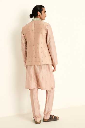 Mahima Mahajan Ameer Hand Embroidered Bundi & Kurta Set 