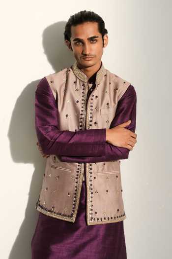 Mahima Mahajan_Grey Silk, Chanderi, Satin, Linen Affan Hand Embroidered Bundi And Kurta Set _at_Aza_Fashions