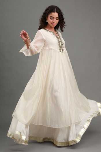 Buy_Kyra By Bhavna_Ivory Chanderi, Cotton, Voile Split V-neck, Yes Nua Kurta And Flared Skirt Set _Online_at_Aza_Fashions