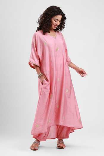 Shop_Kyra By Bhavna_Pink Chanderi V-neck, Yes Habiba Kurta And Pant Set _Online_at_Aza_Fashions