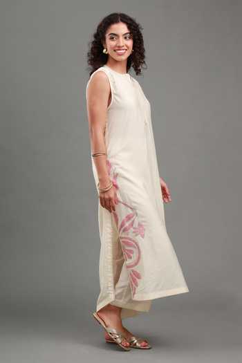 Buy_Kyra By Bhavna_Ivory Chanderi, Cambric Split V-neck, Yes Eira Sleeveless Kurta And Pant Set _Online_at_Aza_Fashions