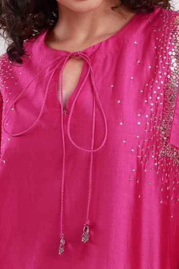 Shop Kyra By Bhavna Fuchsia Chanderi Keyhole Neck Sereen Kurta And Salwar Set Online at Aza Fashions Shop_Kyra By Bhavna_Fuchsia Chanderi Keyhole Neck Sereen Kurta And Salwar Set _Online_at_Aza_Fashions