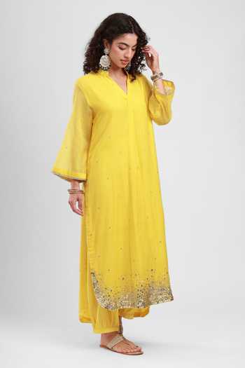 Buy Kyra By Bhavna Yellow Chanderi V-neck Hiba Kurta And Salwar Set Online at Aza Fashions Buy_Kyra By Bhavna_Yellow Chanderi V-neck Hiba Kurta And Salwar Set _Online_at_Aza_Fashions